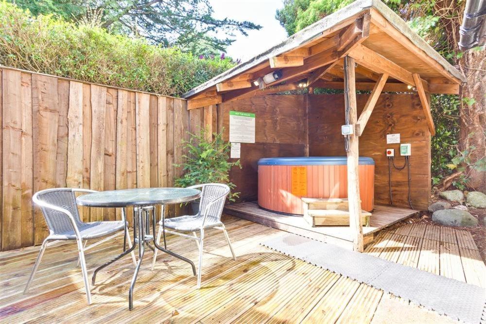 Bridge House With Private Hot Tub, Coniston Villa Exterior photo